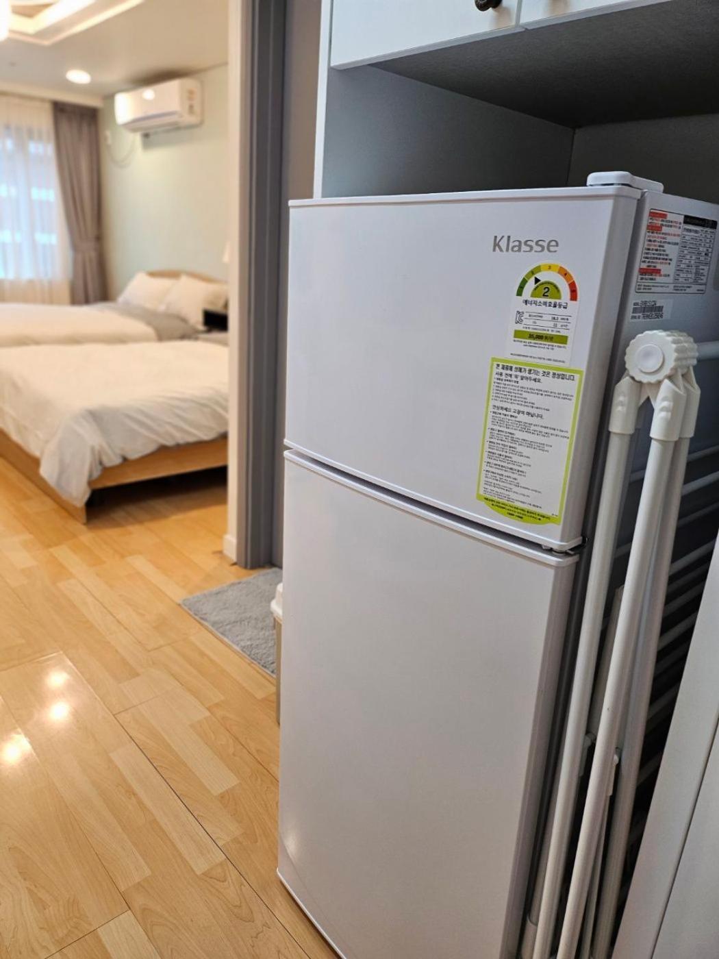 Mint House & Hongdae Station Apartment
